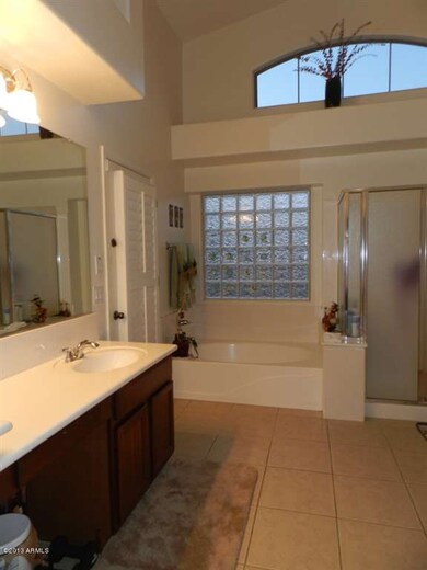 CANYON WAY GLASS BLOCK