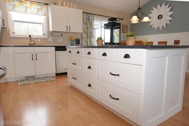 1811 Water Lily Ln unit 46, Wayland, MI 49348 - photo 5