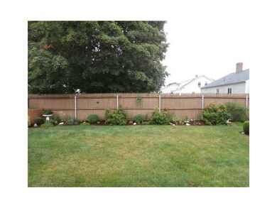 235 Baxter St, Pawtucket, RI 02861 - photo 6