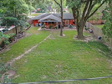 5414 W 43rd St, Houston, TX 77092 - photo 2