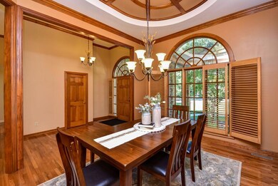 Barnes -dining 3