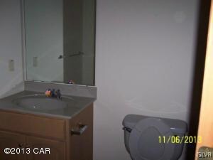 5775Bath1C