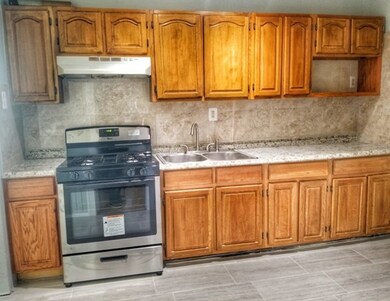 45 Harlem St unit 1, Worcester, MA 01610 - photo 2