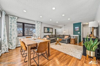 07-3571AMBERBAYLOOP_ZHM_10