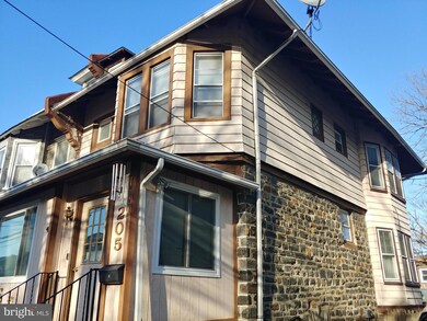 205 N Maple Ave, Lansdowne, PA 19050 - photo 3