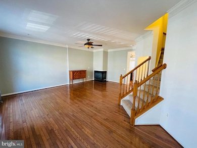 708 Scarburgh Way, Alexandria, VA 22314 - photo 4