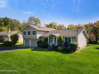 2-web-or-mls-132SpringRd_02