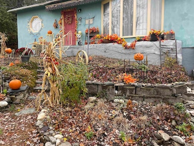 12 11th St, Berlin, NH 03570 - photo 3