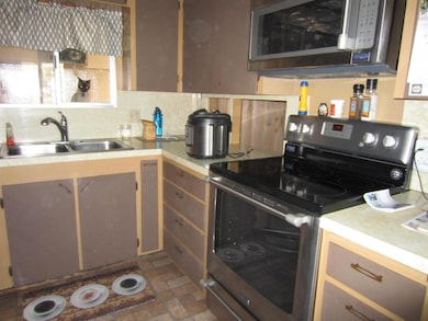 1540 Hope St, Klamath Falls, OR 97603 - photo 6