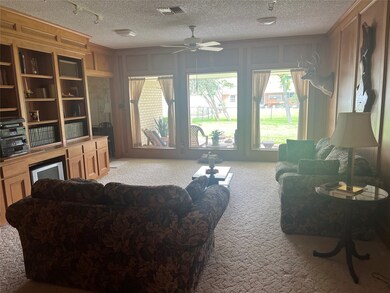 1802 Hawthorn Dr, Richmond, TX 77469 - photo 2