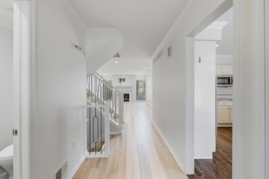 30915 Timberbrook Ln, Bingham Farms, MI 48025 - photo 5