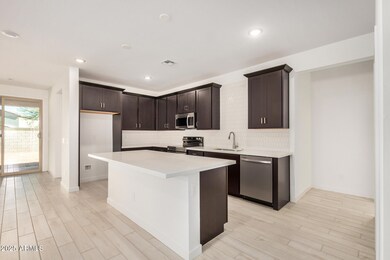 22967 N 183rd Dr, Surprise, AZ 85387 - photo 7