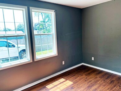 532 W 18th St, La Porte, IN 46350 - photo 5