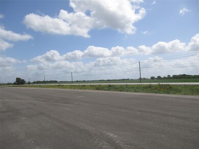 10234 Highway 36, Needville, TX 77461 - photo 3