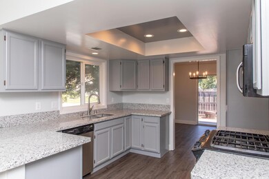 2224 Sageway Dr, Redding, CA 96003 - photo 5