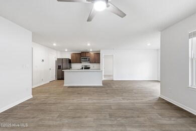 668 Buckeye Rd NE, Leland, NC 28451 - photo 7