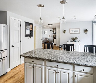 40 Mount Pleasant St, Oxford, MA 01540 - photo 4