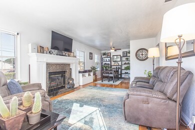 14647 Nurmi St, Sylmar, CA 91342 - photo 2