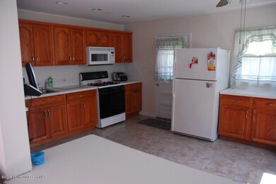 102 David Ct, Middletown, NJ 07748 - photo 3