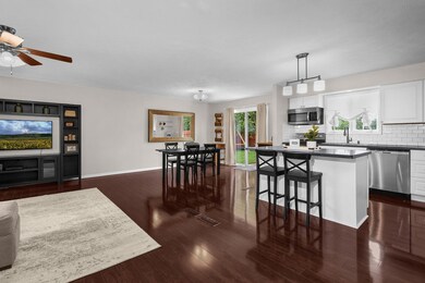 823 Hickory Dr, Marysville, OH 43040 - photo 7