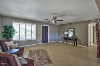 Living_Room_2