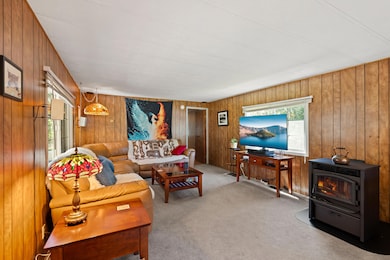 8538 Monument Dr, Grants Pass, OR 97526 - photo 7