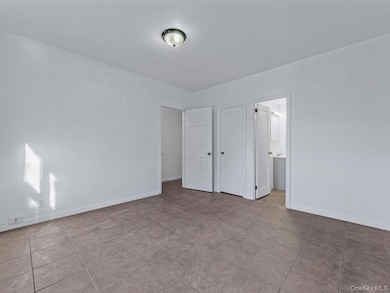 33-05 143rd St, Flushing, NY 11354 - photo 4