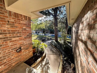 1349 Timber Creek Dr, Weatherford, TX 76086 - photo 2