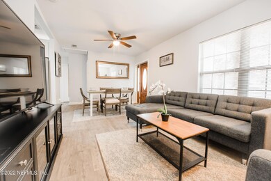 2830 Parr Ct W, Jacksonville, FL 32216 - photo 6