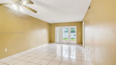 6283 W 24th Ave unit 1042, Hialeah, FL 33016 - photo 4
