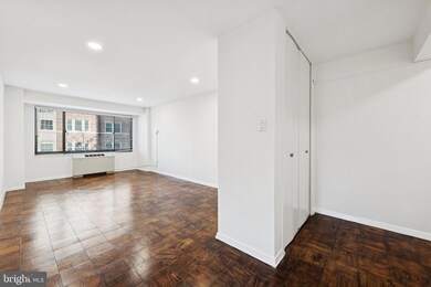 The Garfield unit 315, Washington, DC 20015 - photo 4