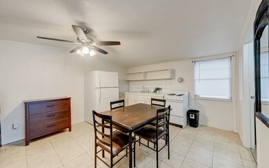 3905 Billingsley St unit 1/2, Houston, TX 77009 - photo 5