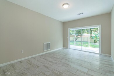 1045 Townsend Blvd, Jacksonville, FL 32211 - photo 7
