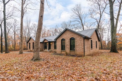 360 Rockwood Ln, Mount Washington, KY 40047 - photo 2