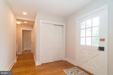 526 E Gravers Ln, Glenside, PA 19038 - photo 5