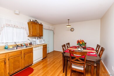 4604 Mason Crest Dr, North Chesterfield, VA 23234 - photo 5