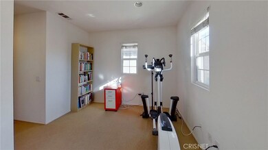 23205 Brooke Ln, Valencia, CA 91355 - photo 5