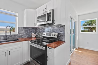 201 Coppitt Rd unit 301, Key West, FL 33040 - photo 7