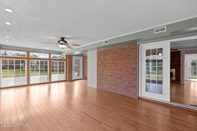 105 Club Ln, Jacksonville, NC 28546 - photo 7