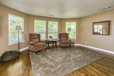 721 Annalee Dr, Central Point, OR 97502 - photo 4