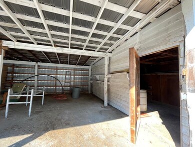 8335 Chatham Rd, Martinsville, VA 24112 - photo 4