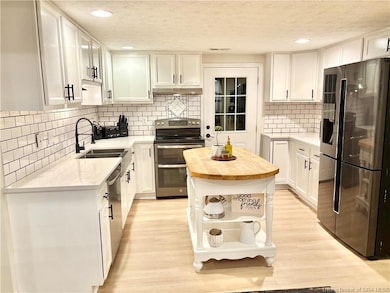 16103 Beechwood Dr, Charlestown, IN 47111 - photo 7