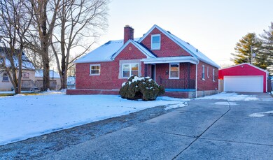 Front Exterior (Winter-3)