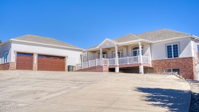 1515 Moonshiner Ln - Front Exterior-6