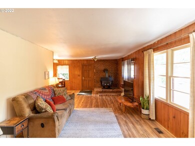 6351 Nonpareil Rd, Sutherlin, OR 97479 - photo 3