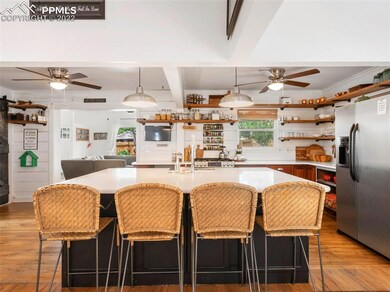 Kitchen & Island