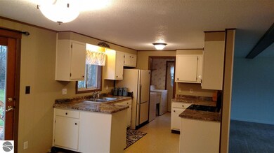 613 S Burt St, Au Gres, MI 48703 - photo 5