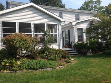 6 Back Exterior