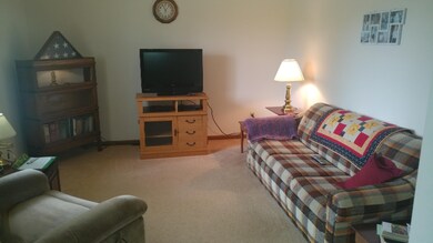 dame formal living