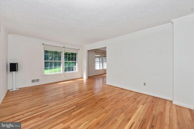 9486 Lovat Rd, Fulton, MD 20759 - photo 7